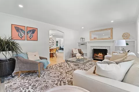 Living - 6 George Aggott Rd, Needham, MA 02492 photo 1 of 4