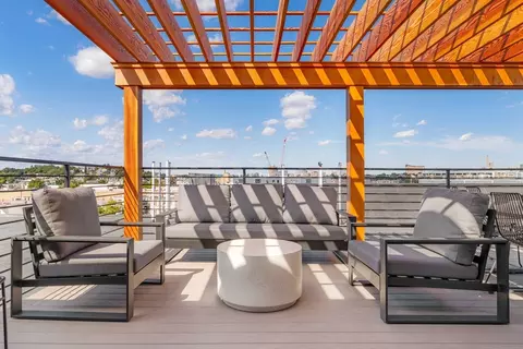 28 South St #306, Somerville, MA 02143