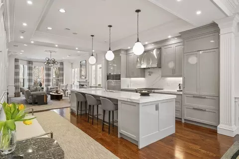 361 Beacon St #2, Boston, MA 02116