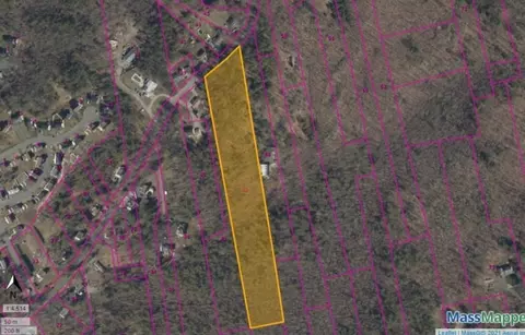 44 Seabrook Rd, Salisbury, MA 01952