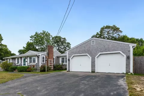 7 Cutter Ln, Yarmouth, MA 02673