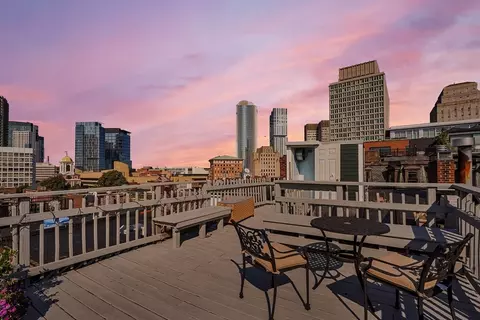 33 Hancock St #4, Boston, MA 02114