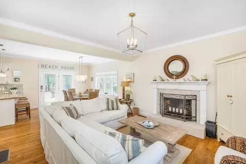 8 Blue Castle Dr, Mashpee, MA 02649 photo 7