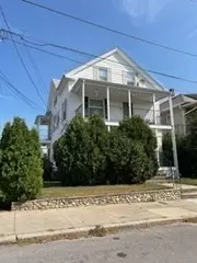 30 Ormond St, Woonsocket, RI 02895 photo 2