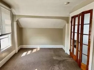 30 Ormond St, Woonsocket, RI 02895 photo 10