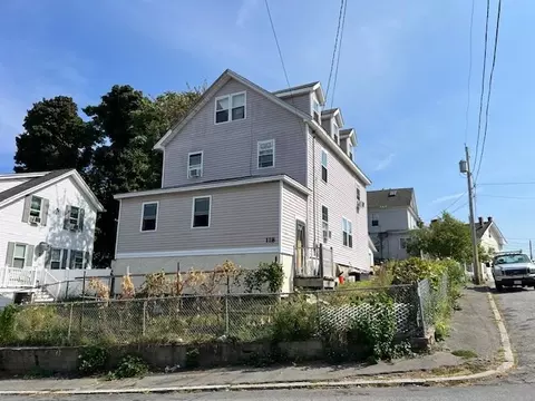 118 Bellevue St, Lowell, MA 01851