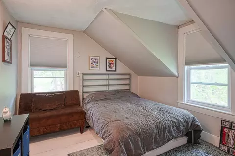 Bedroom - 11-13 Douglas Ave, Maynard, MA 01754 photo 5 of 6
