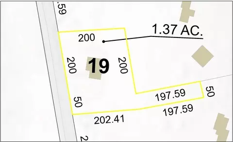 55 Paige Hill Rd, Brimfield, MA 01010