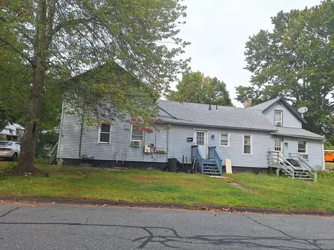 51-53 Place Ter, Greenfield, MA 01301