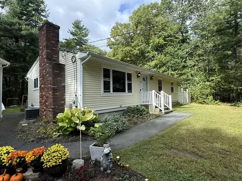 74 Keene Rd, Freetown, MA 02717