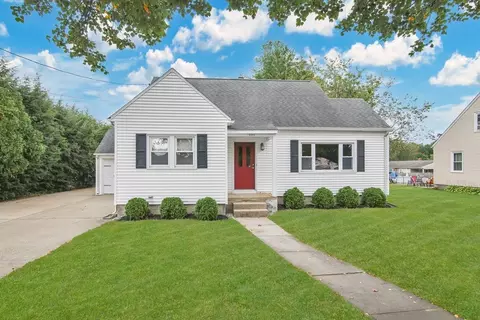 590 Granby Rd, South Hadley, MA 01075