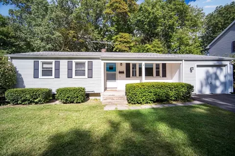 168 Nevins Ave, Longmeadow, MA 01106