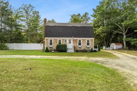 12 West St, Kingston, MA 02364