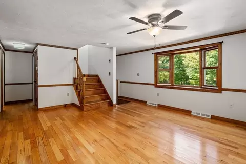 79 Fowler St, Upton, MA 01568 photo 5