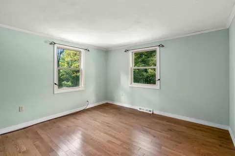 79 Fowler St, Upton, MA 01568 photo 11