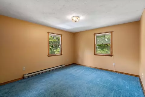79 Fowler St, Upton, MA 01568 photo 16