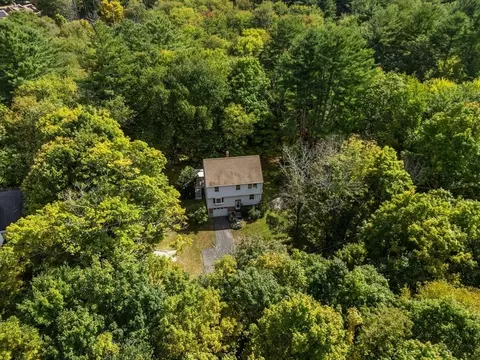79 Fowler St, Upton, MA 01568 photo 24
