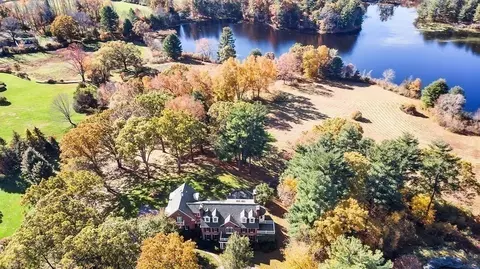 85 Carriage Way, Sudbury, MA 01776