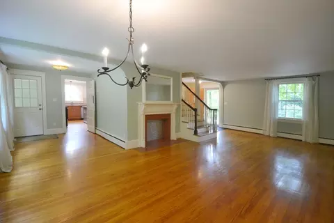 22 Baxter St, Worcester, MA 01602 photo 8