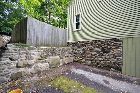 22 Baxter St, Worcester, MA 01602 photo 37