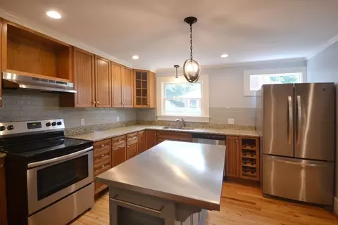 22 Baxter St, Worcester, MA 01602 photo 14