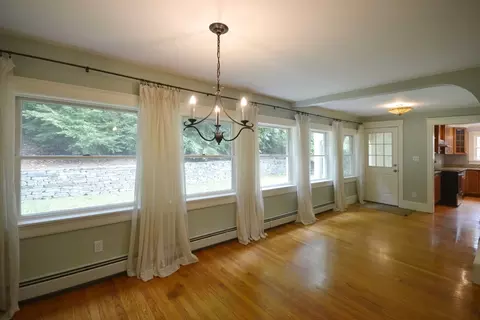 22 Baxter St, Worcester, MA 01602 photo 10