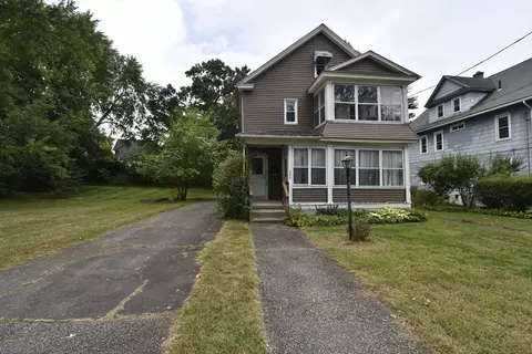 326 East St, Chicopee, MA 01020