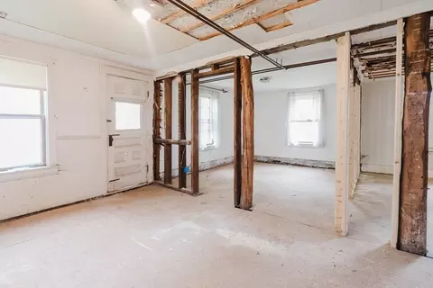 11 Maynard Ave, Webster, MA 01570 photo 19