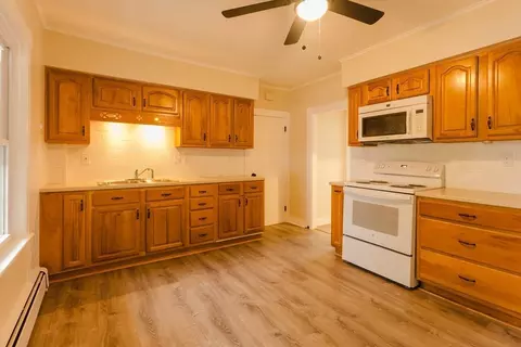 11 Maynard Ave, Webster, MA 01570 photo 6