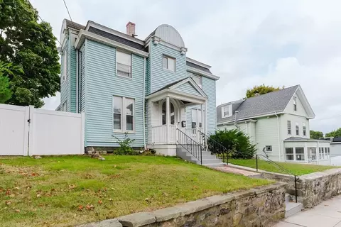 22 Pine St, Boston, MA 02136