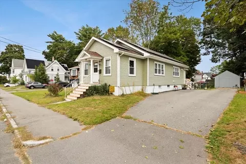 182 Grafton St, Brockton, MA 02301