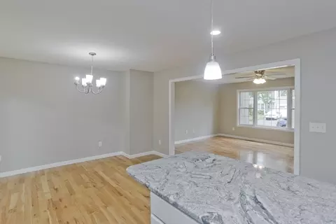 82 Judson, Springfield, MA 01104 photo 16