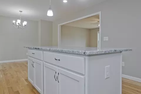 82 Judson, Springfield, MA 01104 photo 6