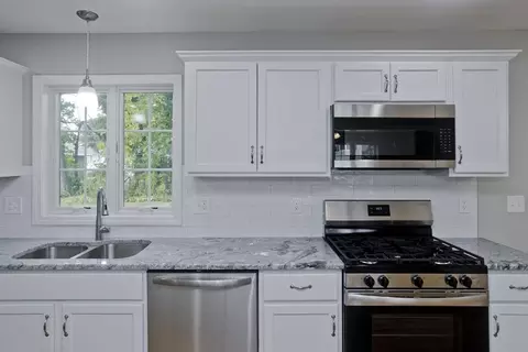 82 Judson, Springfield, MA 01104 photo 9