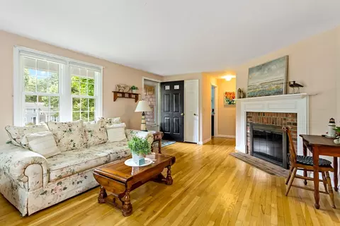 15 Jared Ln, Yarmouth, MA 02675