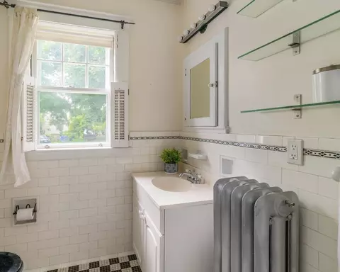 Bath - 32 Castleton St, Boston, MA 02130 photo 3 of 5
