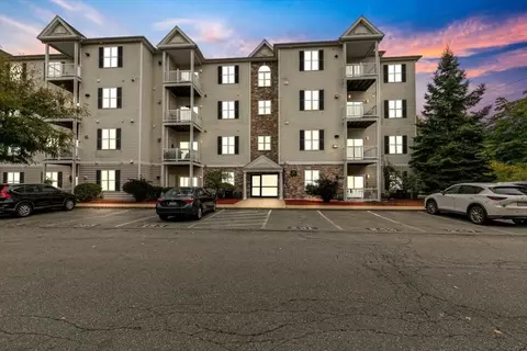 23 Hampshire Rd #108, Methuen, MA 01844