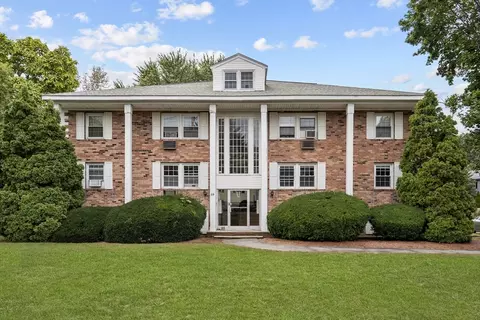 53 N Billerica Rd #5, Lowell, MA 01852