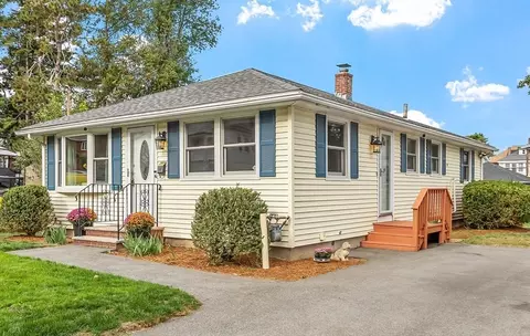 3 Kathleen Ter, Lawrence, MA 01843