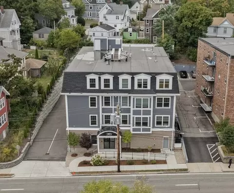 365 Newport Ave #3-02, Quincy, MA 02170