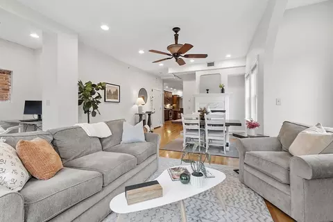 53 Corey St #2S, Everett, MA 02149 photo 2