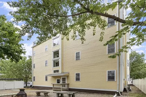 53 Corey St #2S, Everett, MA 02149 photo 27