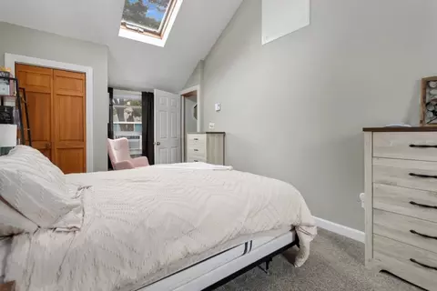 Bedroom - 6 Bates Park Ave, Beverly, MA 01915 photo 2 of 5