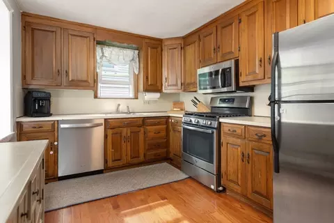 Kitchen - 6 Bates Park Ave, Beverly, MA 01915 photo 2 of 3