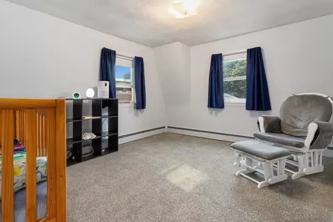 Bedroom - 6 Bates Park Ave, Beverly, MA 01915 photo 5 of 5