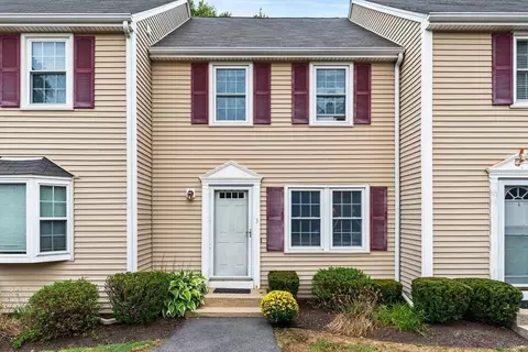 132 N Washington St #3, Norton, MA 02766