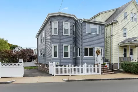 541 Washington Ave, Chelsea, MA 02150