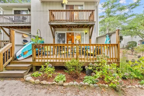 300 Buck Island Rd #9A, Yarmouth, MA 02673