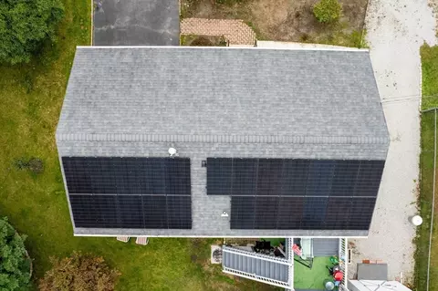 699 Valentine St, Fall River, MA 02720 photo 9