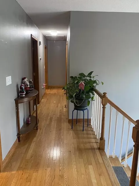699 Valentine St, Fall River, MA 02720 photo 11